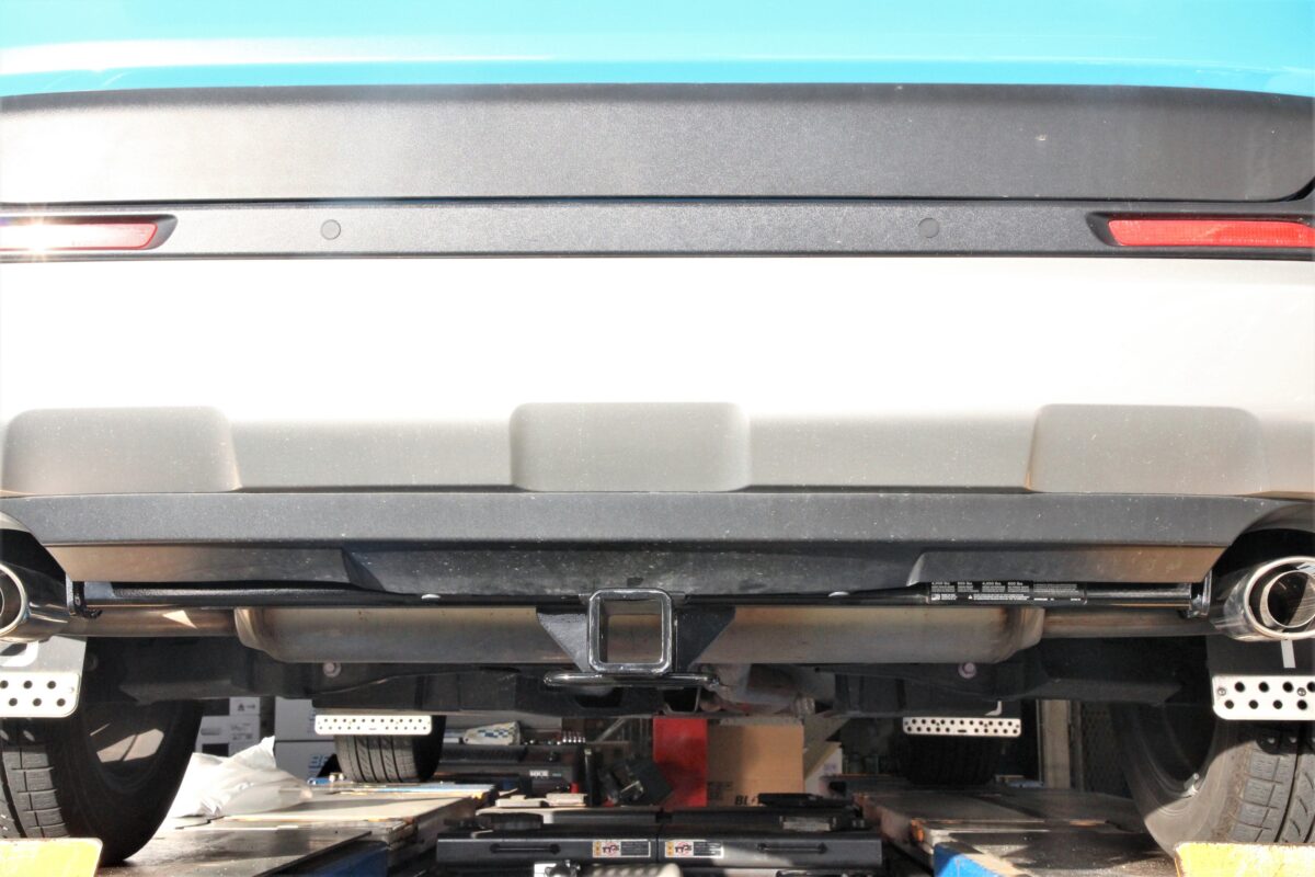 RAV4にCURT（カート）ヒッチメンバーを即決にてお取り付け。 | 知立店