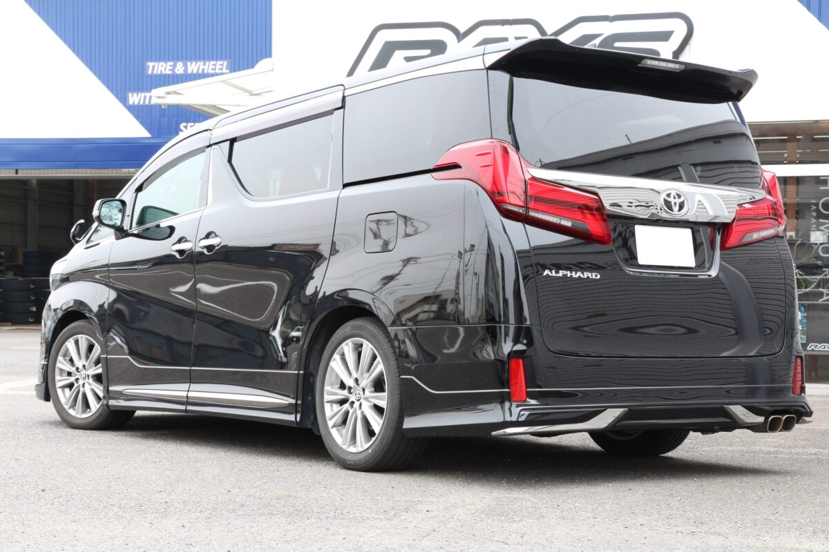 乗り心地を意識したローダウン、30アルファードにタナベ ZT40&玄武