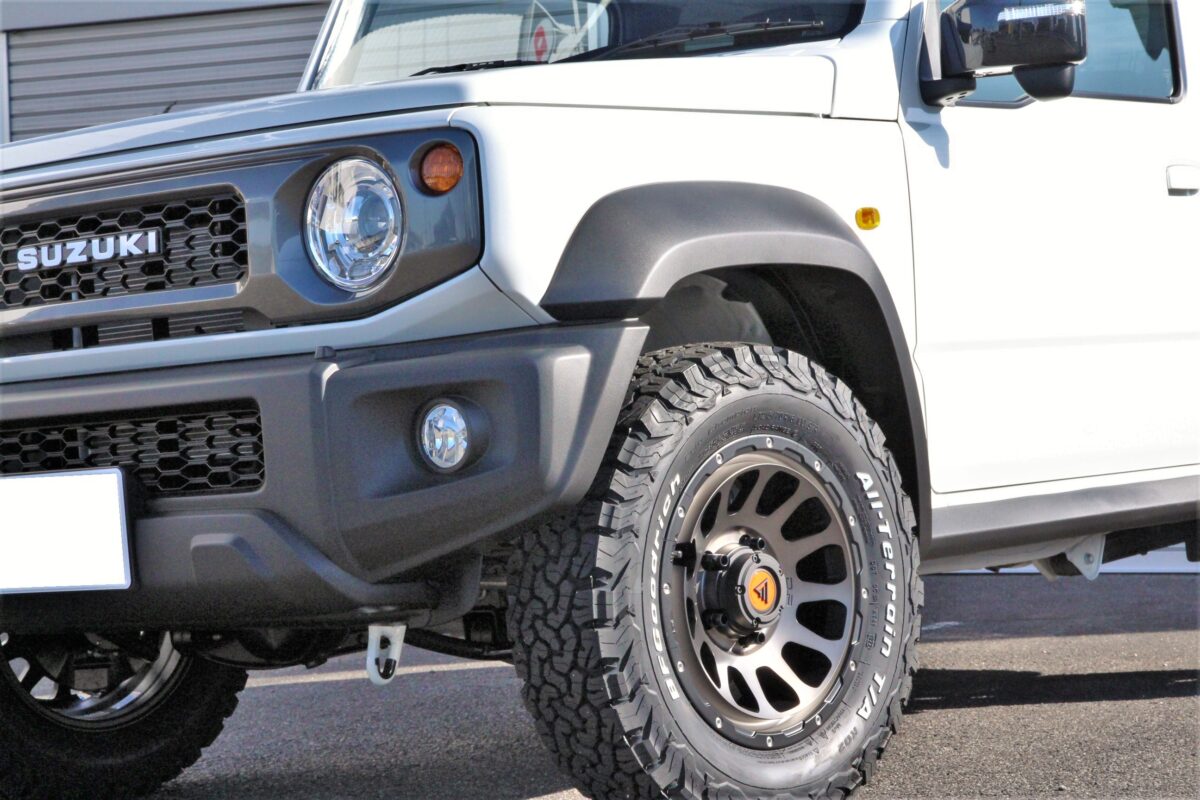 ジムニーシエラを王道カスタム！デルタフォース オーバル＆BFグッド