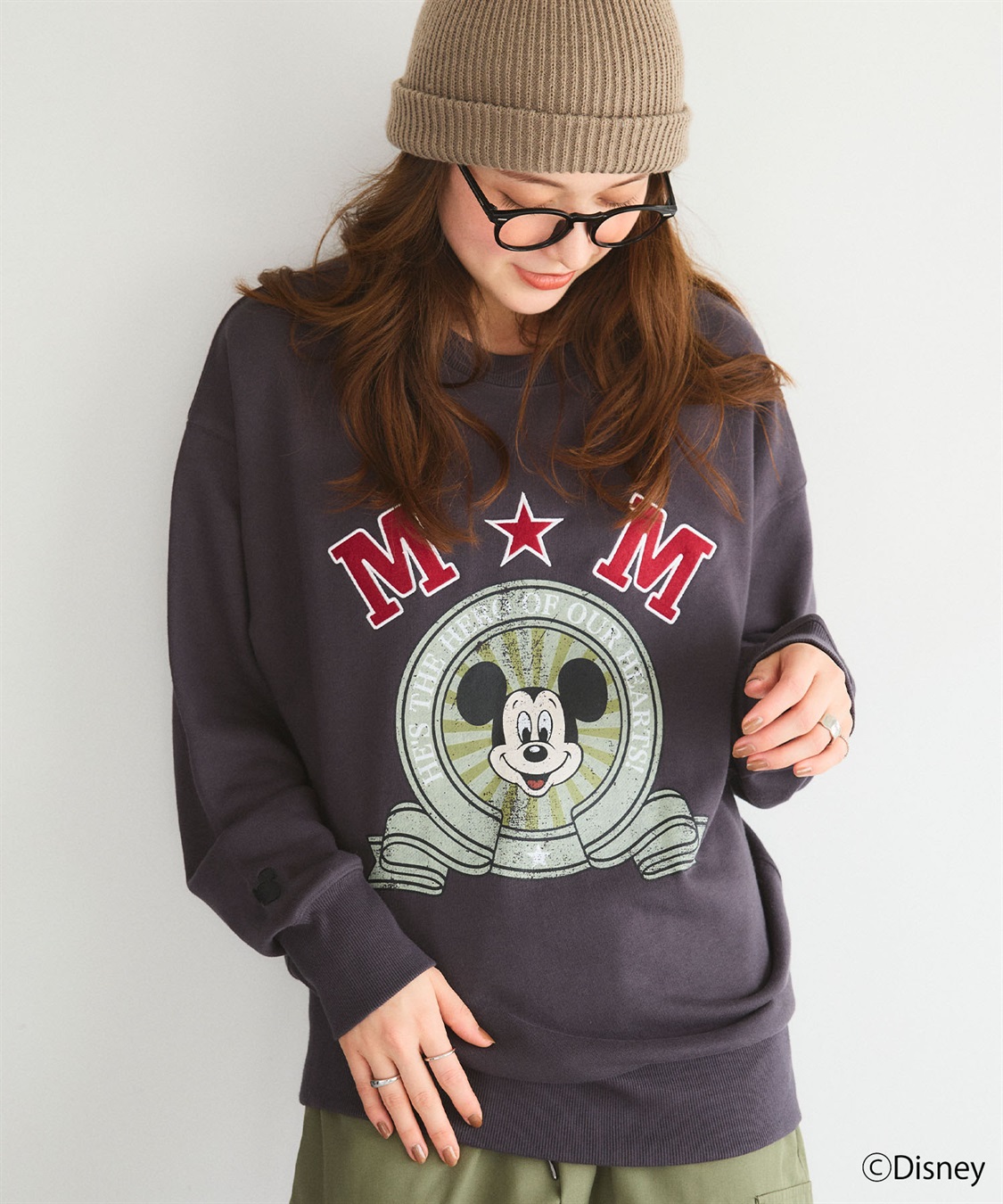 Disney/ディズニー》ミッキーマウス刺繍ワッペンデザインスウェット