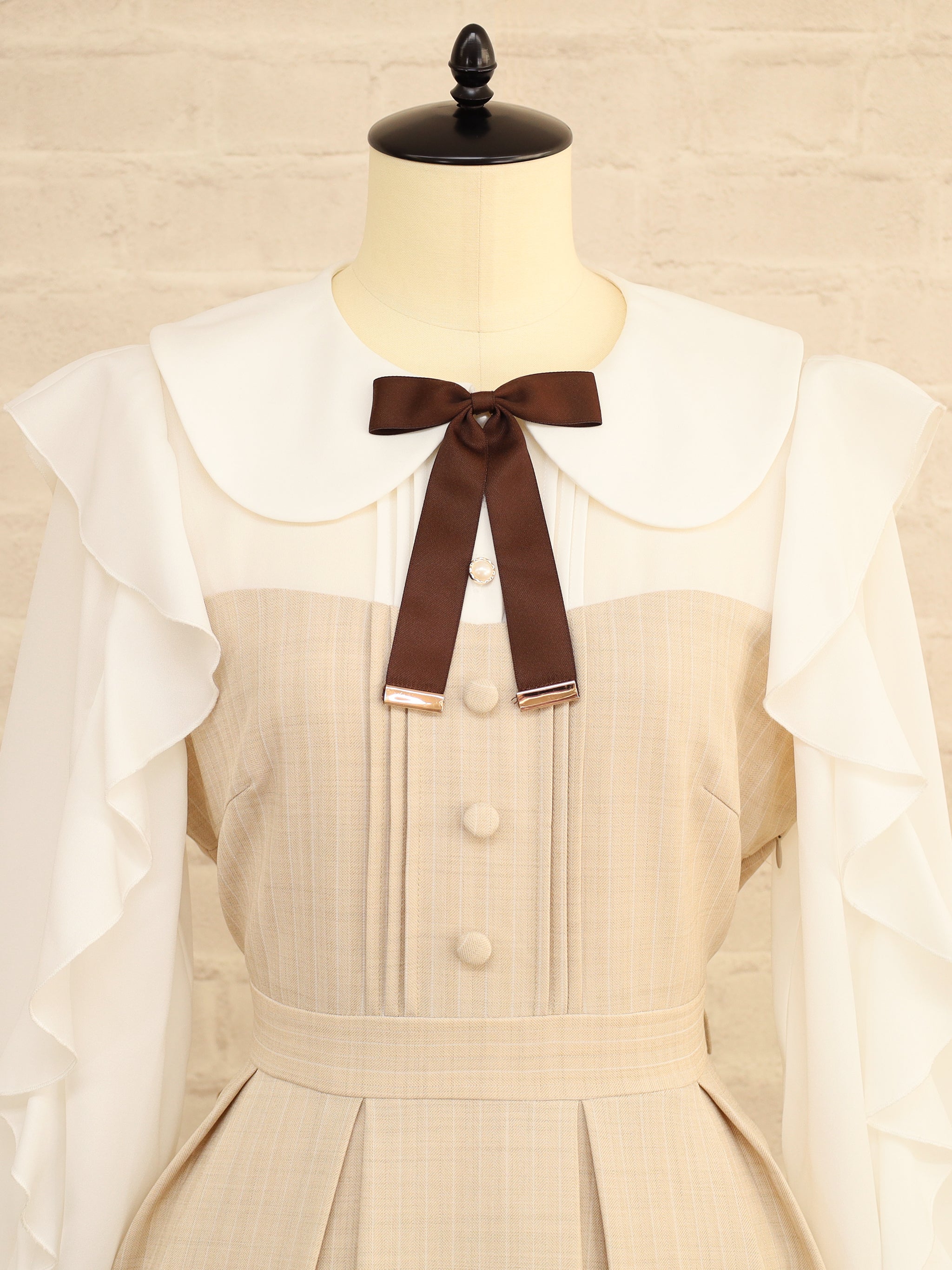 Ruffle Elegance ミドル丈ワンピース – Amavel（アマベル）公式サイト