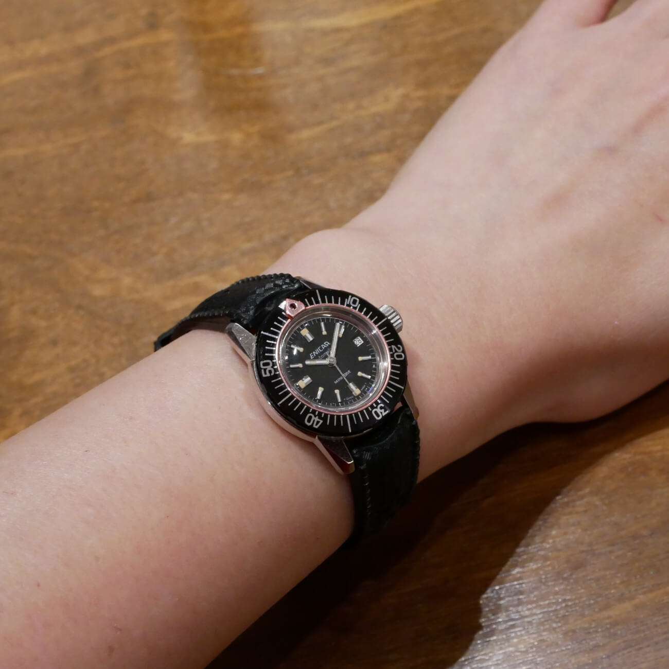 oh10834 | ENICAR | CARESE [ケアーズ] – アンティークウォッチ専門店