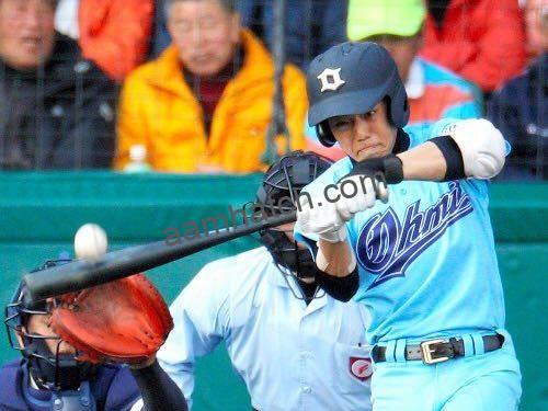 近江高校野球部ユニフォームのデザイン解説近江高校野球部ユニフォーム