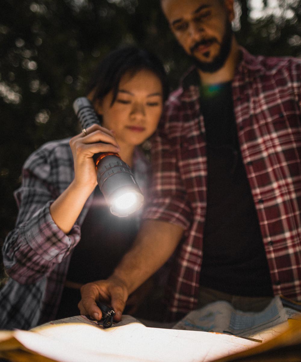 DAVINCI® 8000 Rechargeable Flashlight | NEBO