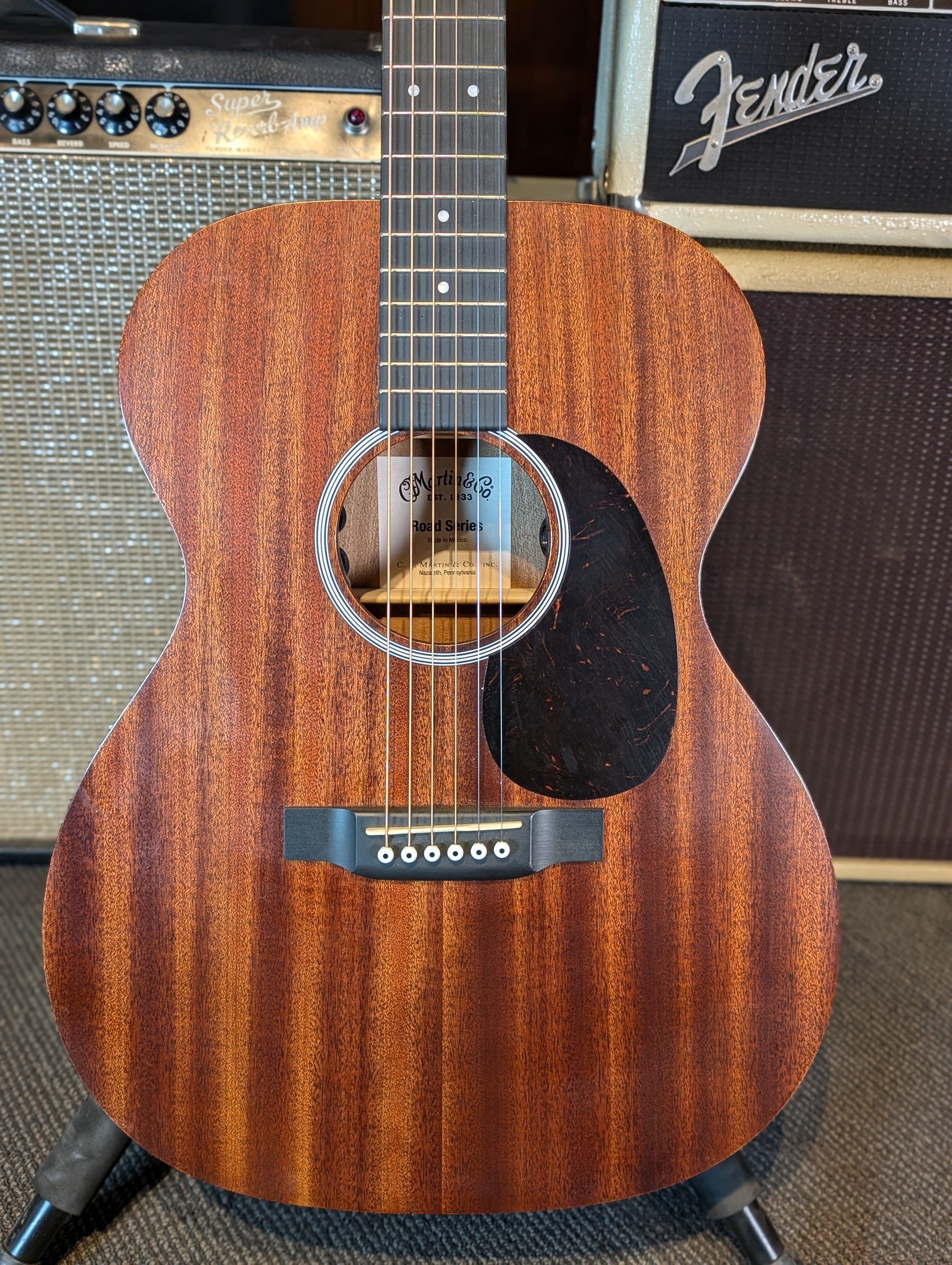 Martin Road Series 000-10E Acoustic/Electric Guitar w/Gig Bag