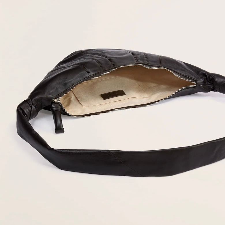 LEMAIRE - 【再販売通知受付可能】Medium Croissant Bag(NAPPA LEATHER