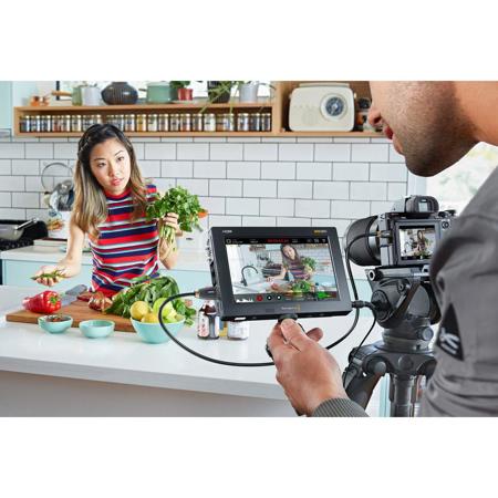 Blackmagic Design Video Assist 5
