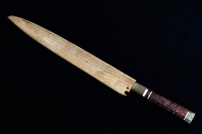 切付包丁 九寸 積層鋼 上下水牛 銀巻花梨瘤八角柄 白鞘付 λA498-2L3C