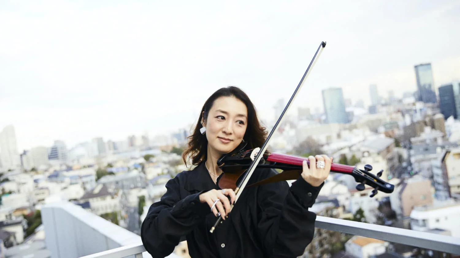 牧山純子 ─バイオリンでスムースジャズ。愛器をロスで鳴らしてみたら