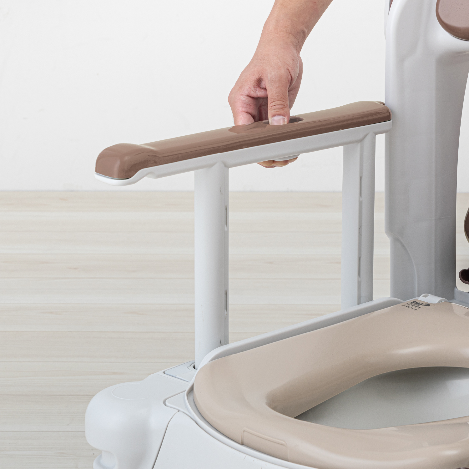 ポータブルトイレ FX-30S ”らくゾウくん” | 【安寿】の介護用品