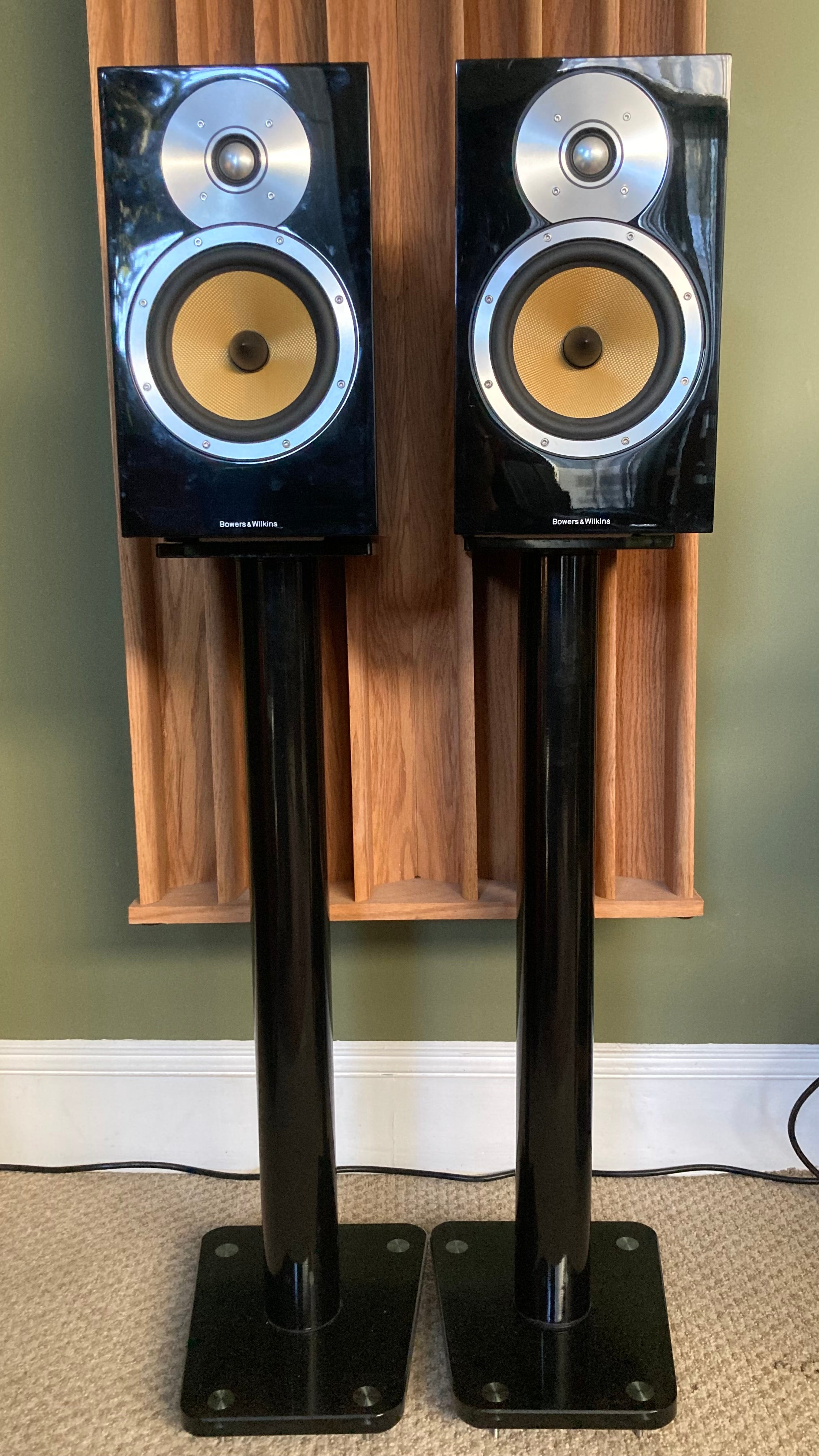 Bowers & Wilkins CM5 Pre-Owned – Audio Connection