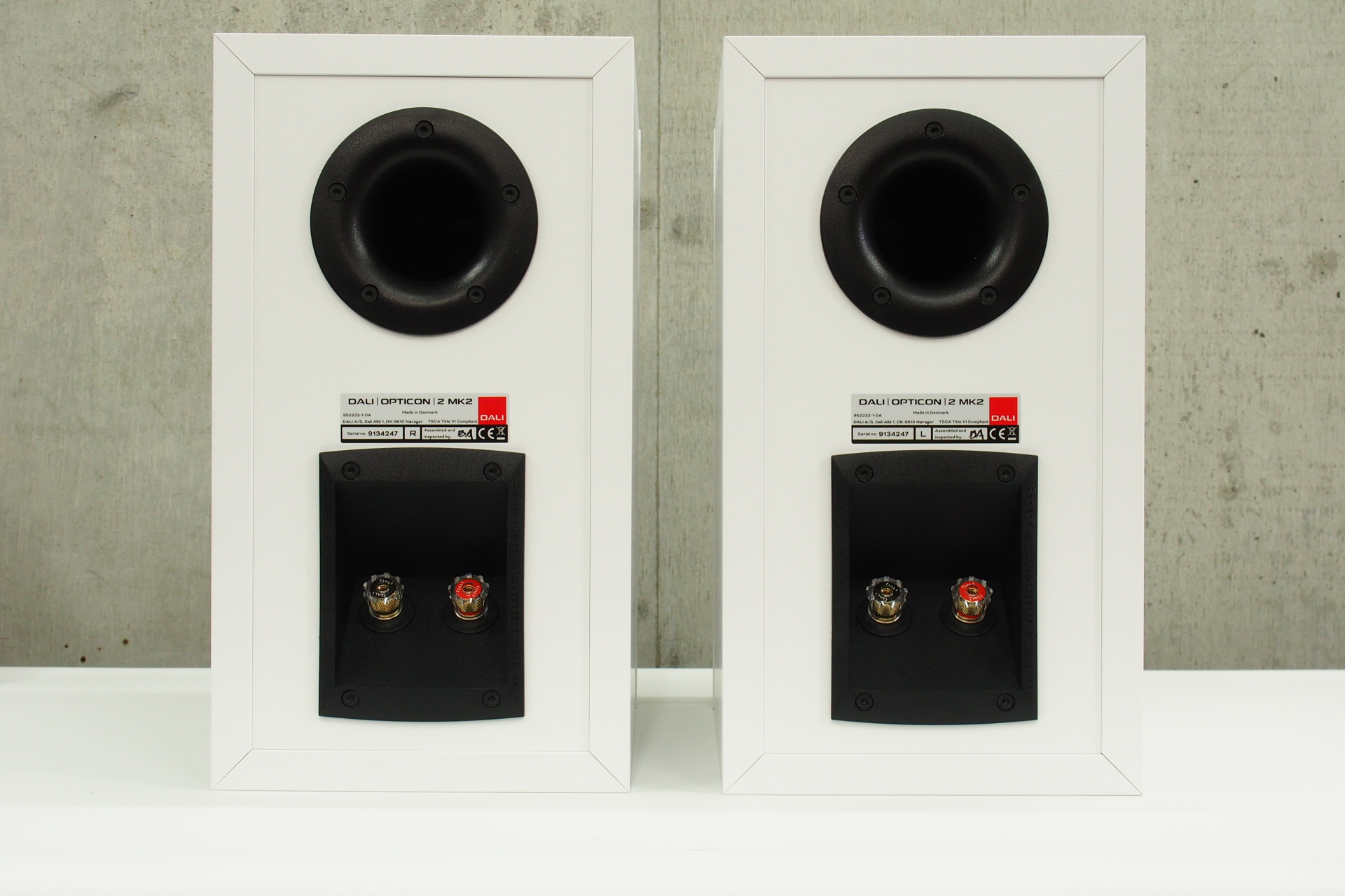 アバックWEB-SHOP / 【アウトレット】DALI OPTICON2mk2(SW)【コード90