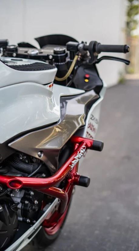 ZX-6R (24) デザインが美しい IMPAKTECH製 スタントケージ｜AxxL