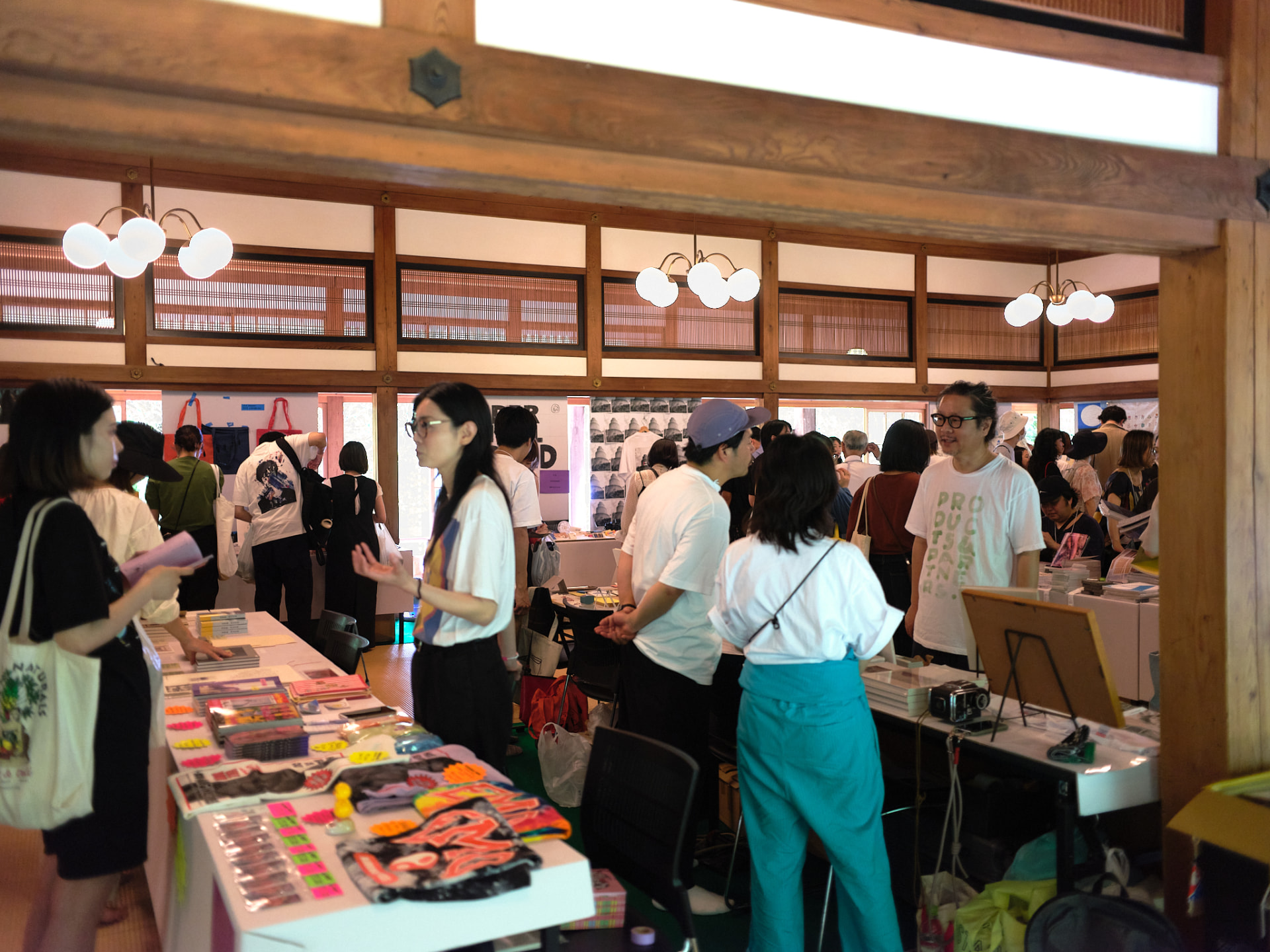 神社の境内にアートブックが集結！「Pages｜Fukuoka Art Book Fair」と