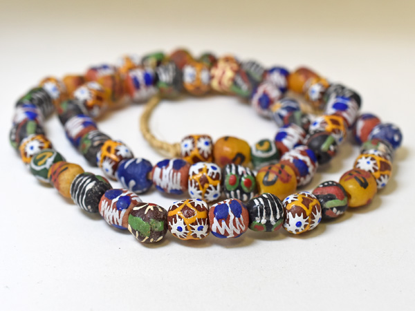 2401】ガーナファンシーモザイクガラスビーズ一連B,とんぼ玉,トンボ玉