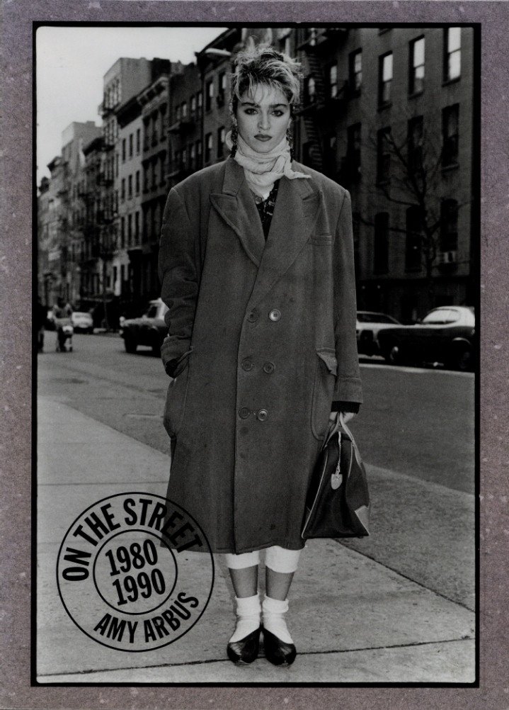 ON THE STREET 1980-1990 / Photo: Amy Arbus | 小宮山書店 KOMIYAMA