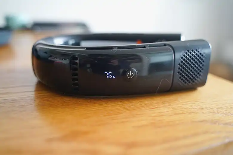 高級ネッククーラーTORRAS COOLIFY 2Sの感想よ。仕事に運動時に便利