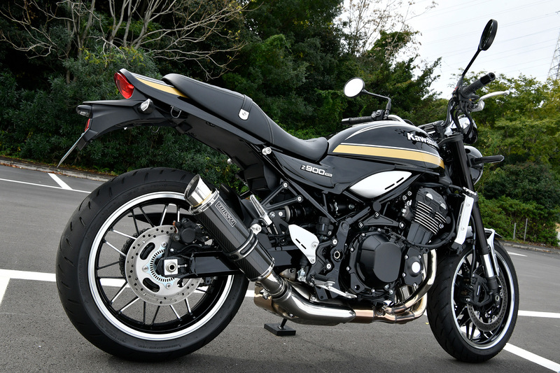 R-EVO2 カーボン スリップオン：Z900RS：政府認証 ｜ BEAMS