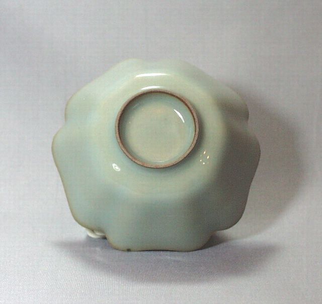 川瀬忍 作 青磁盃 商品詳細｜ギャラリービーンズWEBSHOP｜薩摩焼・古