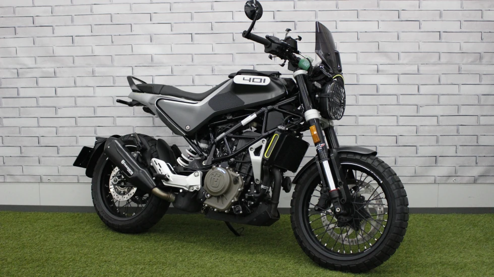 他海外ﾒｰｶｰ SVARTPILEN 401（スヴァルトピレン） 【長崎店キャンペーン