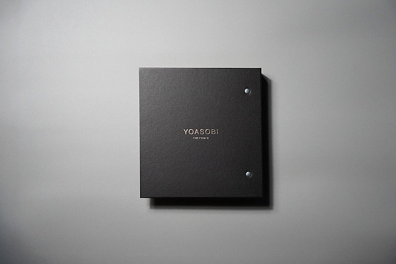 YOASOBI、ライブ映像作品集『THE FILM 3』商品画像を公開 衣装＆パネル