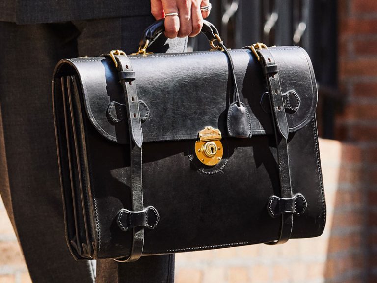 ダレスバッグやクラシックなブリーフケースが集結。グレンロイヤルの