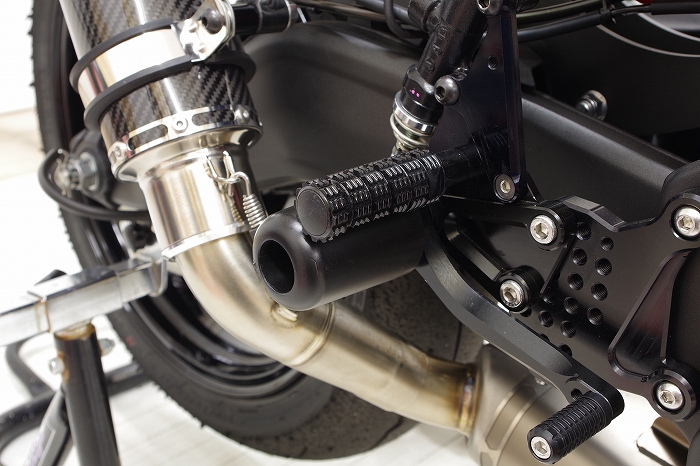 カワサキZX-25R SE（2023） アップハン化