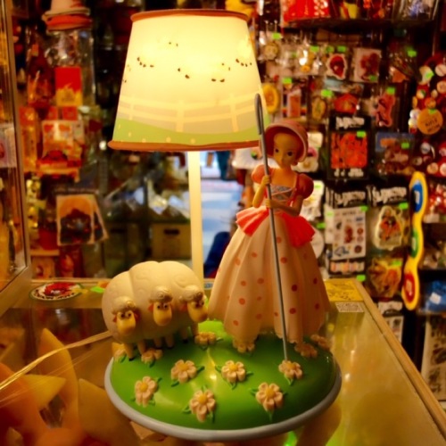 トイストーリー TOY STORY 4 ボーピープ & シープ テーブルランプ