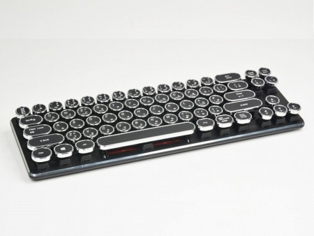 恵安からも登場。Kailh茶軸スイッチ搭載のタイプライター風キーボード