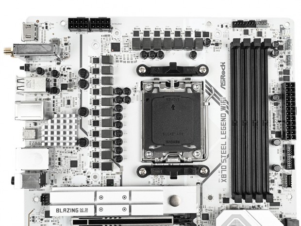 Ryzen 7 9800X3DのOCにも対応する堅牢設計のホワイトマザーボード