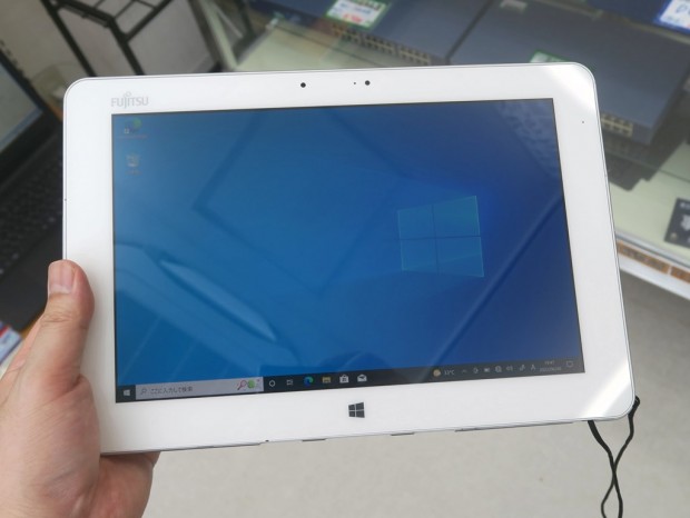 激安ゆえに保証なし！2K液晶搭載のWindowsタブレット「ARROWS Tab Q584