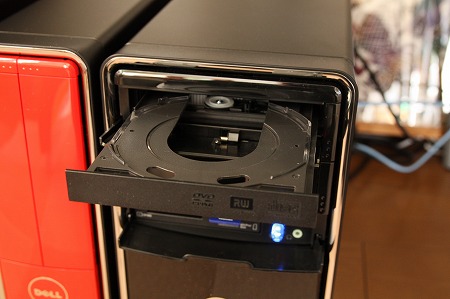 パソコン徹底比較購入ガイド/DELL Inspiron 580レビュー:前面部をチェック