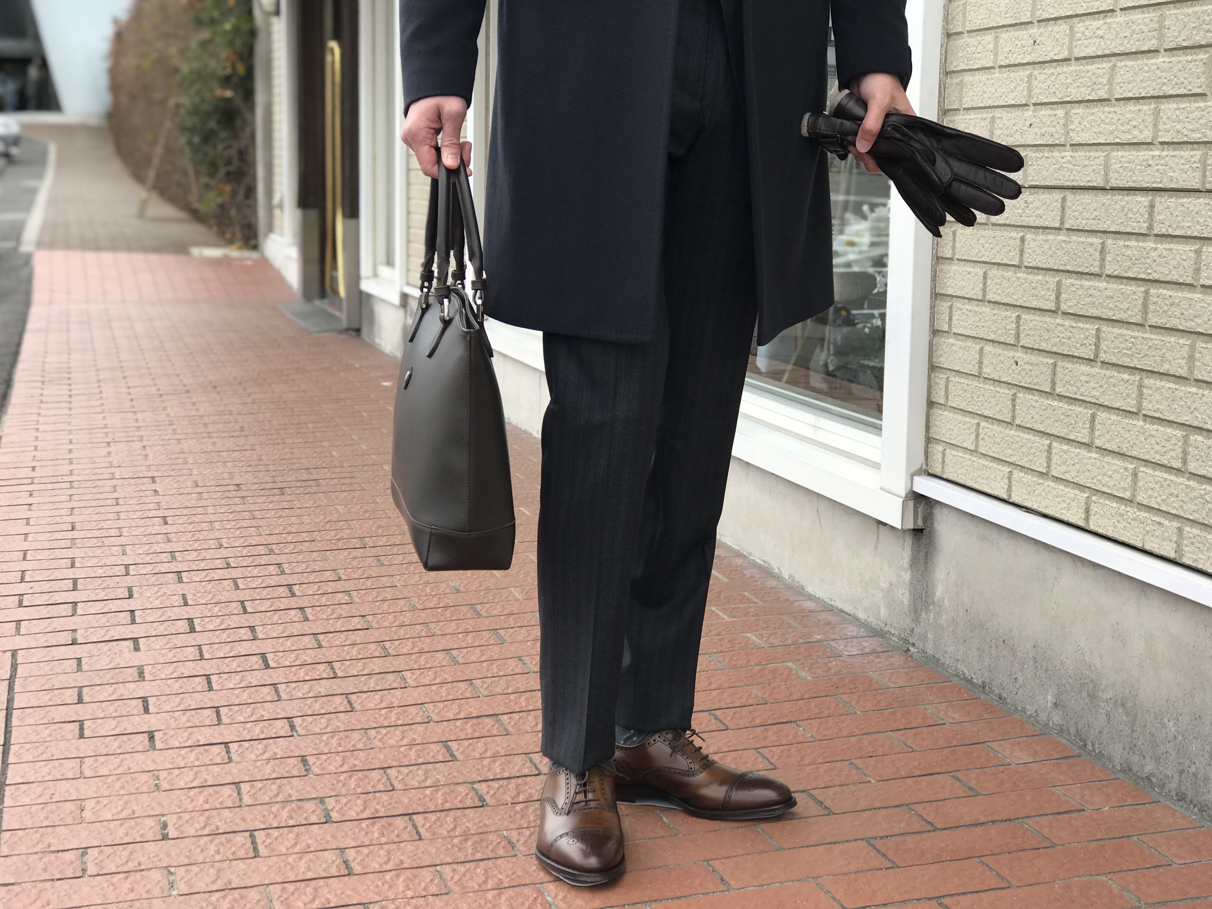 GLORYGUY & Cachette｜スタイリッシュなフォルムのラウンドトップ