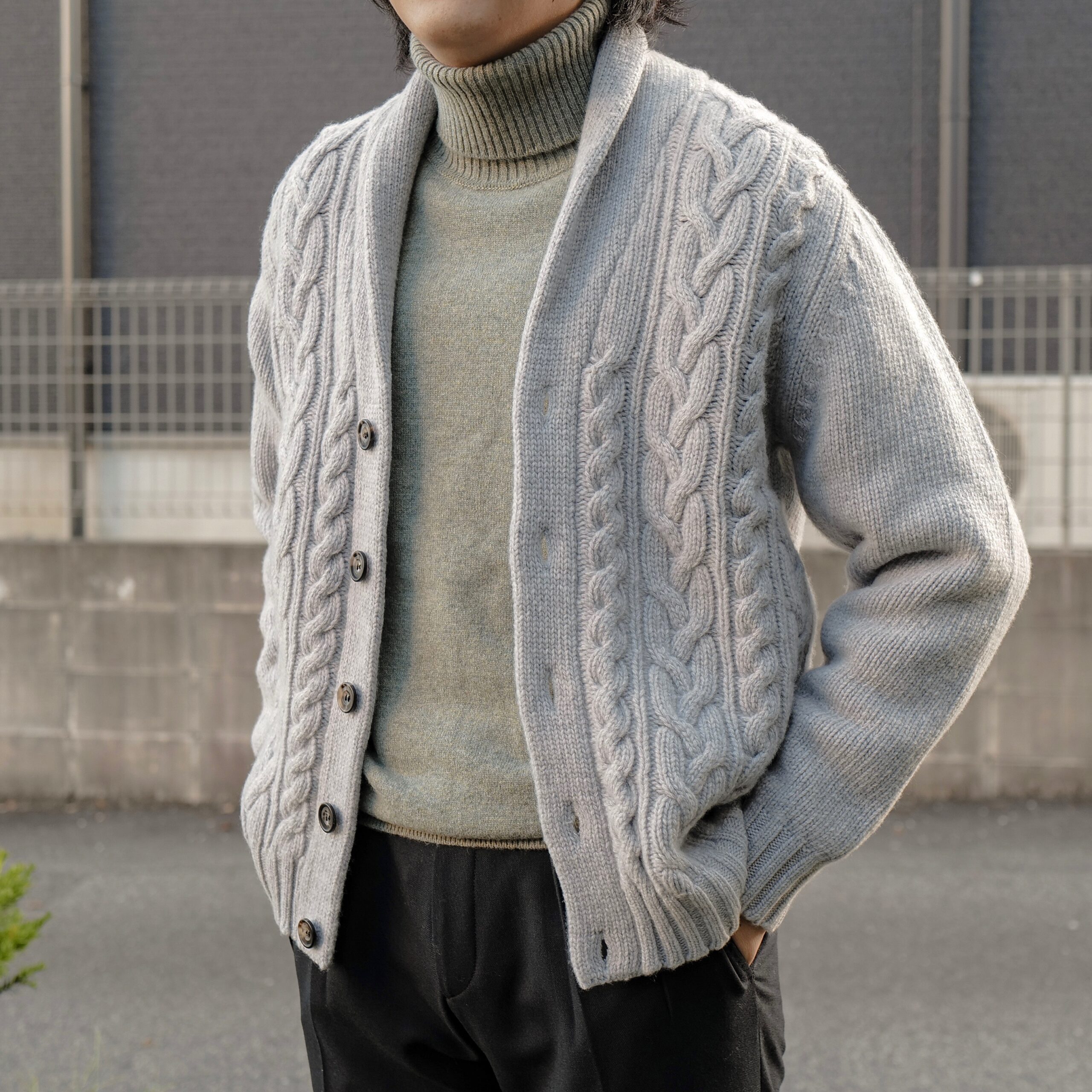 卓越した技術力を誇る英国王に愛されたニットメーカー【Corgi/コーギー