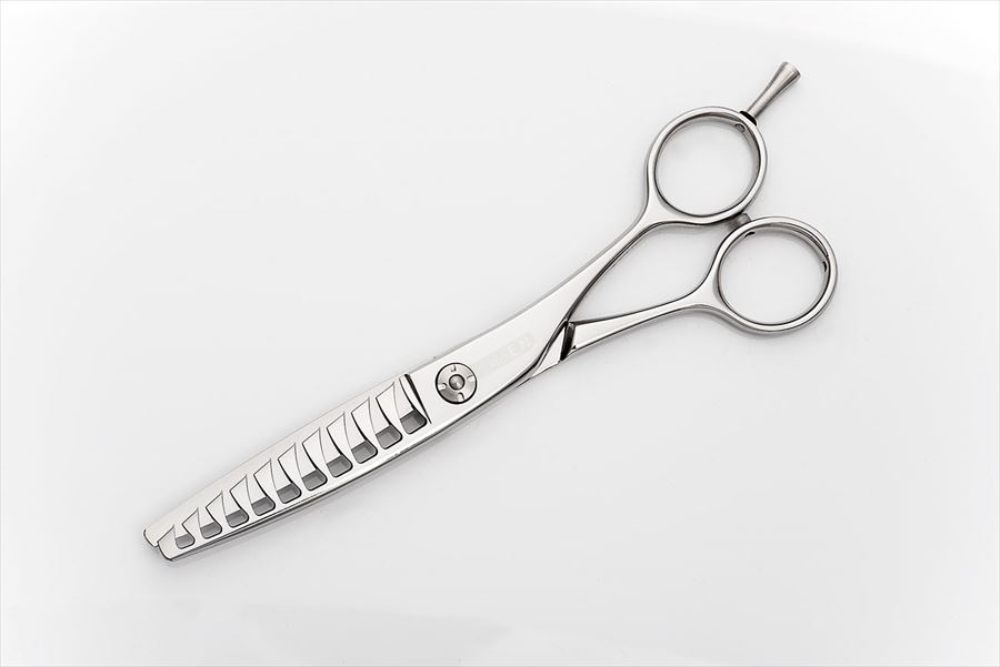 美容ハサミのメーカー DOWA INTERNATIONAL 飛燕シザー 日本のシザー