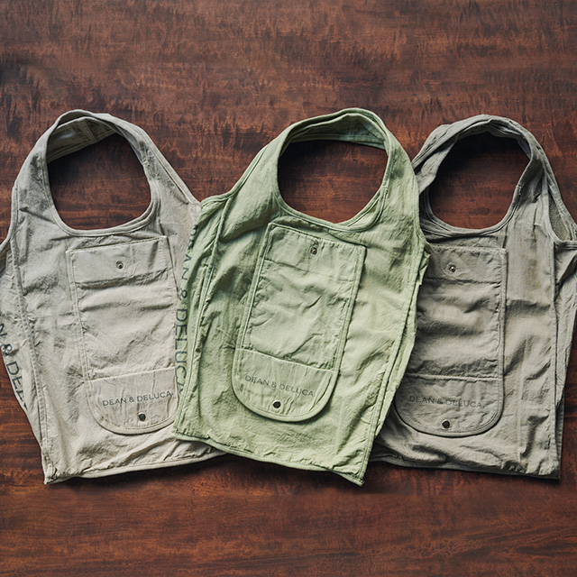 葡萄の果皮で染め上げる世界にひとつのバッグ | DEAN & DELUCA【公式】