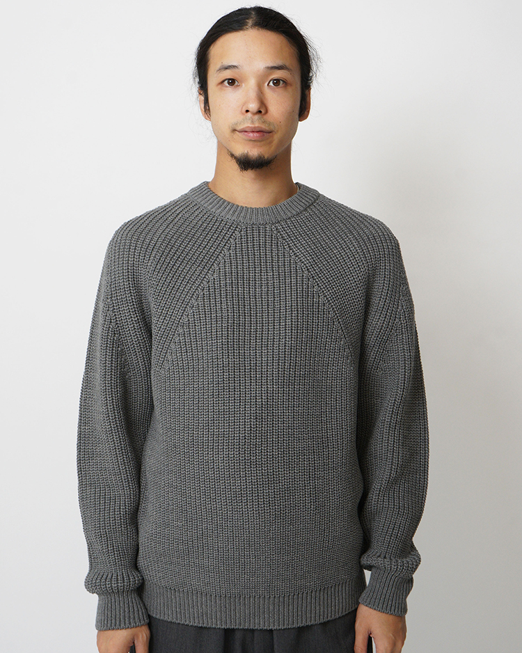 SIGNATURE CREW NECK / MELANGE GRAY | BATONER (MEN)(バトナー