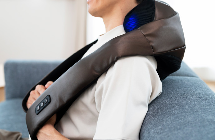 3Dネックマッサージャープレミアム MN-05 | ドクターエア（DOCTORAIR