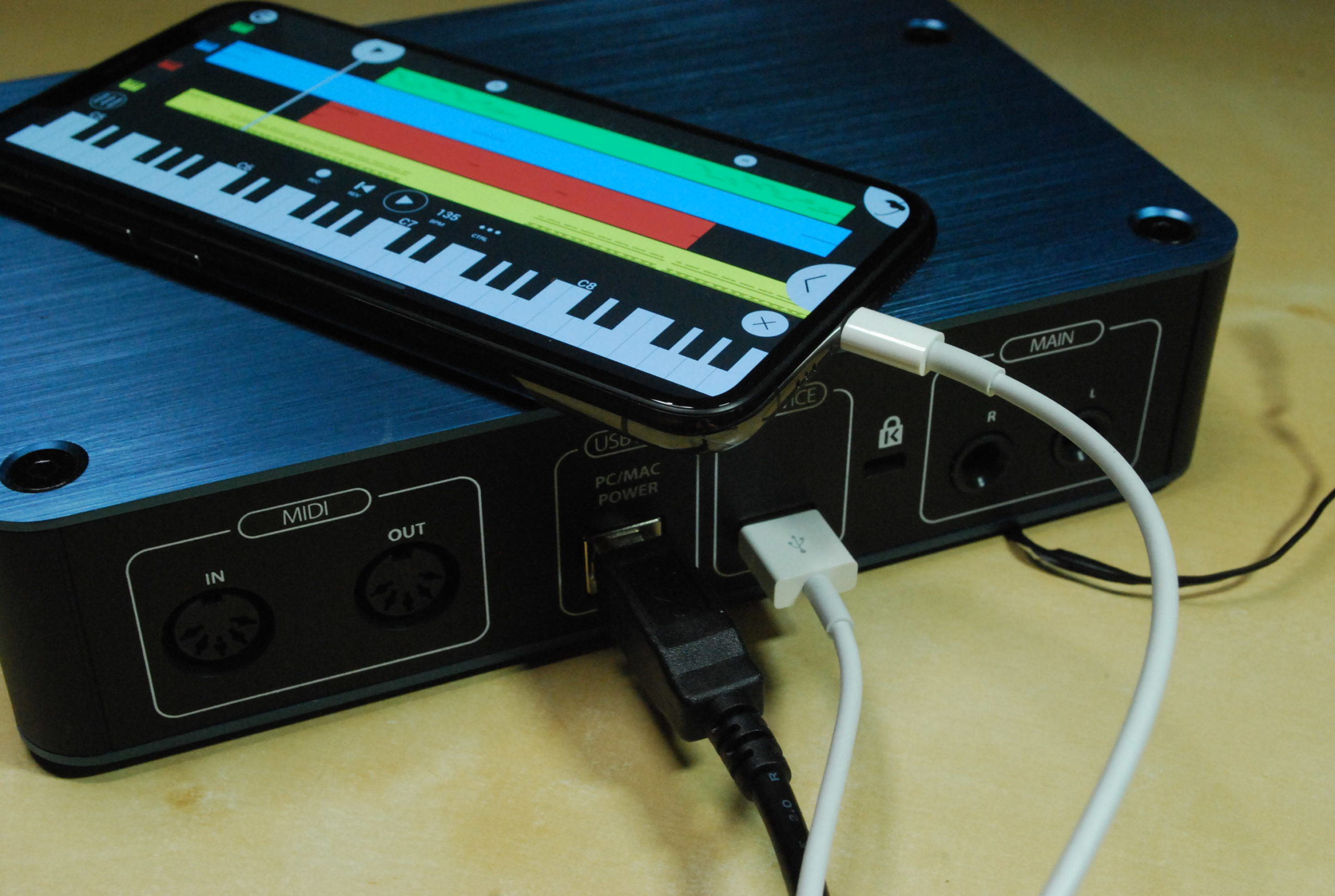 オンライン会議用にDTM機材が品薄に!? オーディオIF、マイク