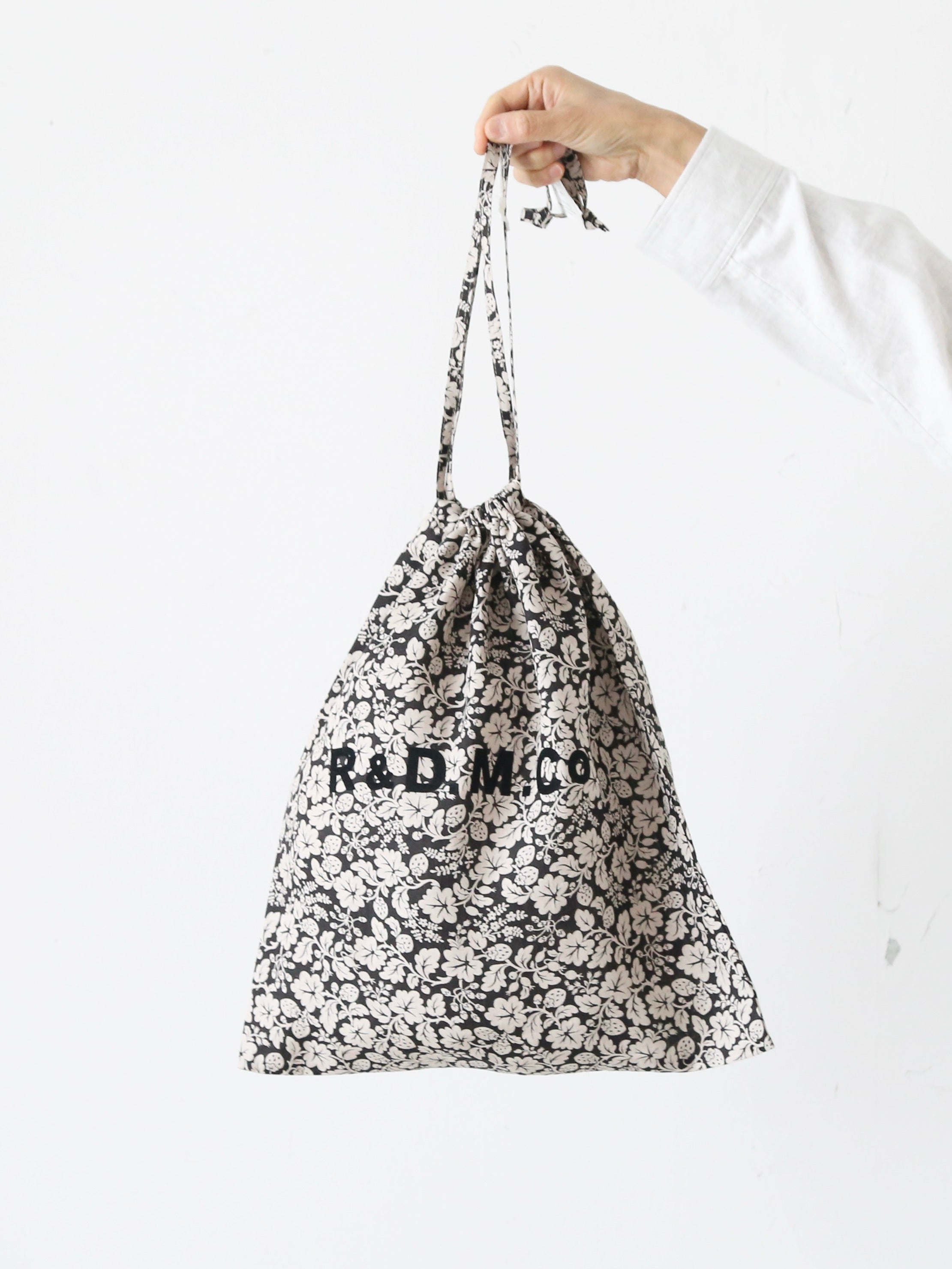 R&D.M.Co- ワイルドベリードローストリングバッグ(L) [7767] – CREER