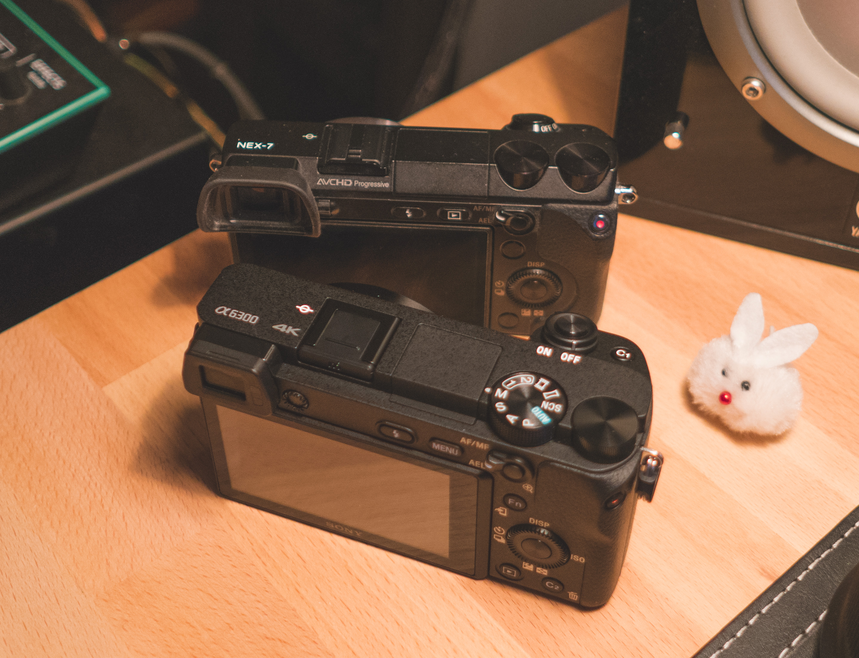 Sony A6300 review (rolling) - Striking image but nagging issues