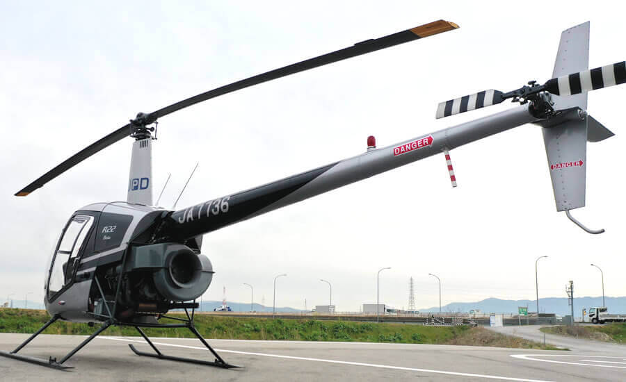 ロビンソンR22：ヘリコプター紹介：LCCヘリコプターチャーター
