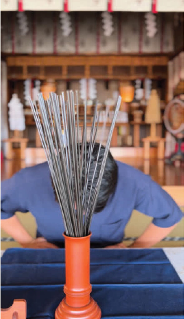 筮竹を使って占う方法 | 日本易学振興協会