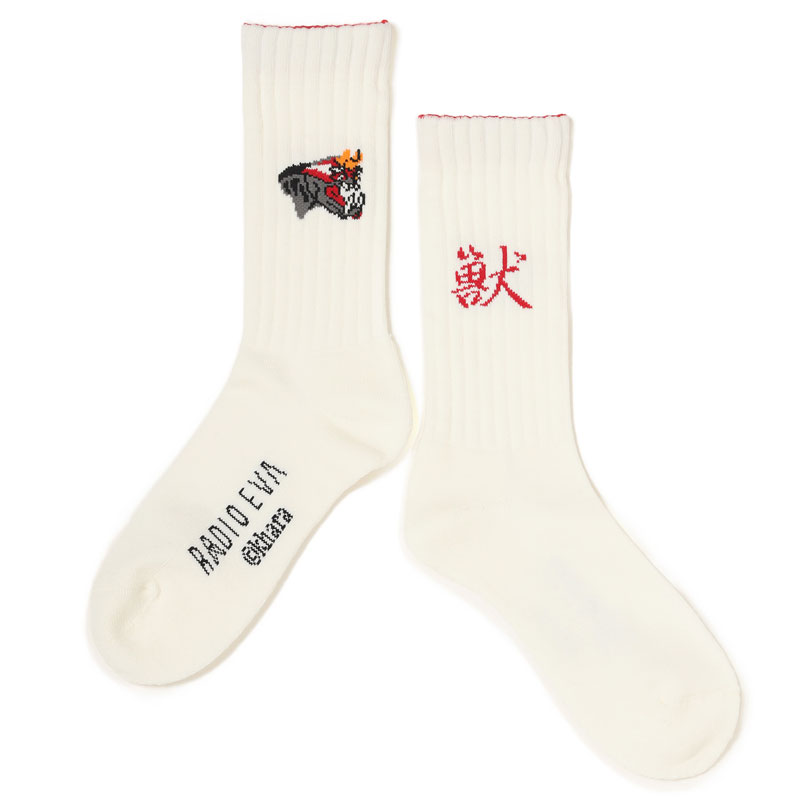 RADIO EVA A059 EVANGELION SOCKS β/WHITE(THE BEAST): ファッション