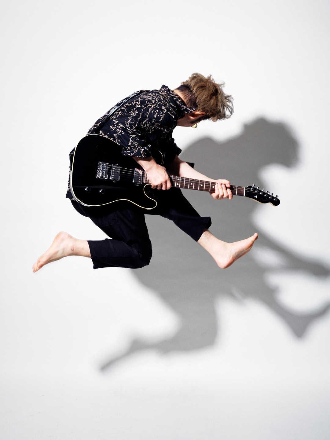 Fly with Fender Vol.4 | ミヤ（MUCC） - FenderNews