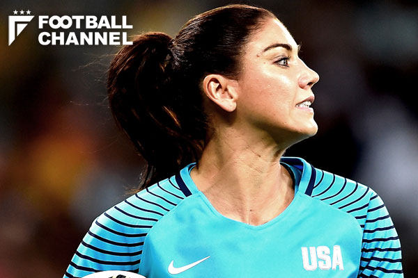 米国のお騒がせ美人GK、メッシらを痛烈批判。「脱税する女子選手は