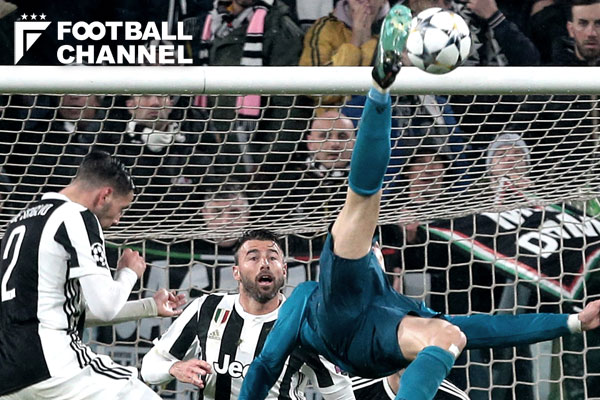 C・ロナウド、驚異の“高打点”オーバーヘッド。「クロスバー並」の