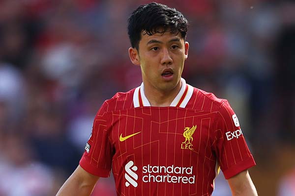 一生後悔する決断になる」新監督のスタイルに合わないリバプールMF遠藤