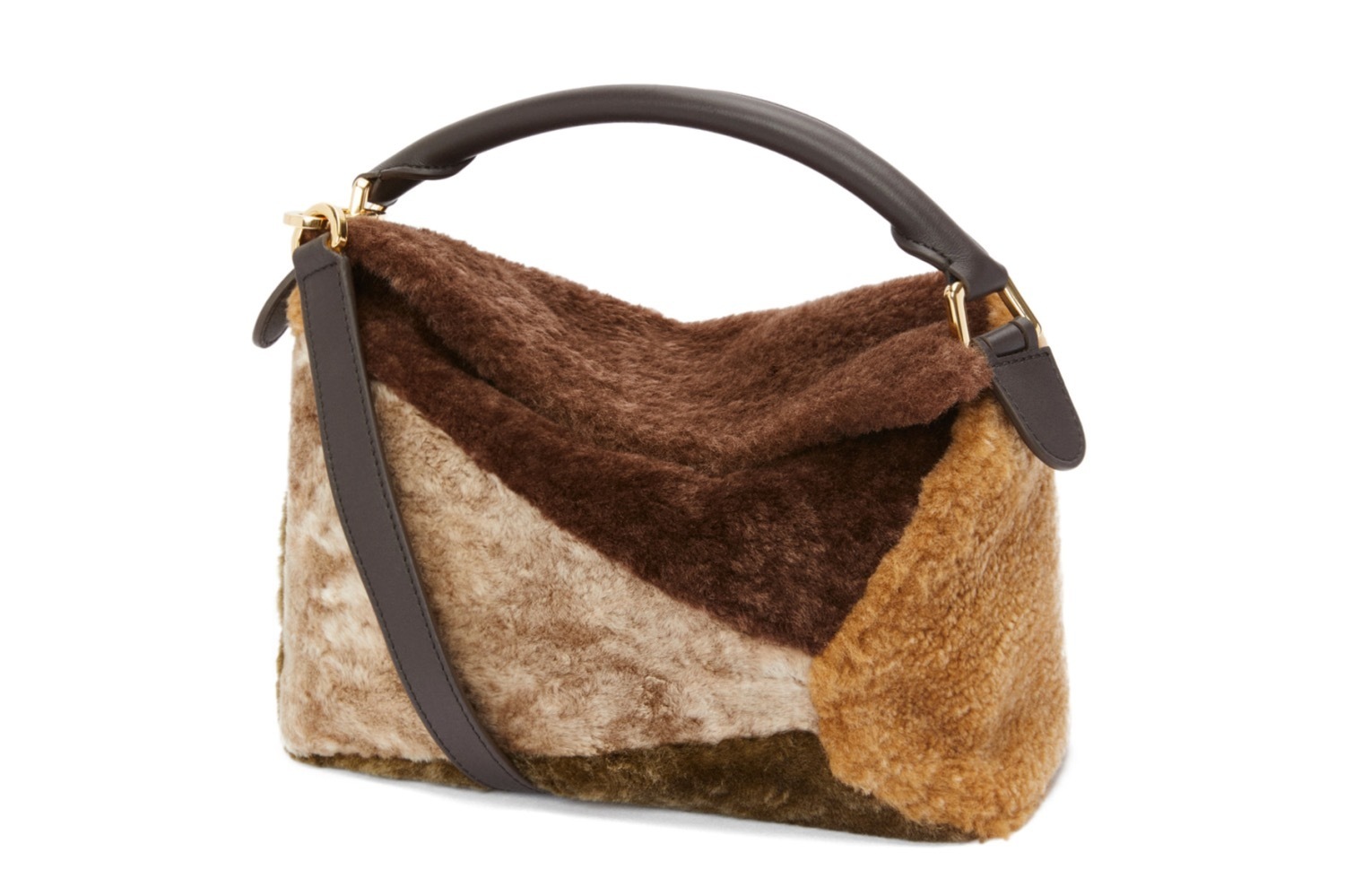 ロエベ「パズルバッグ」24年秋冬新作、“ふんわり”シアリングや