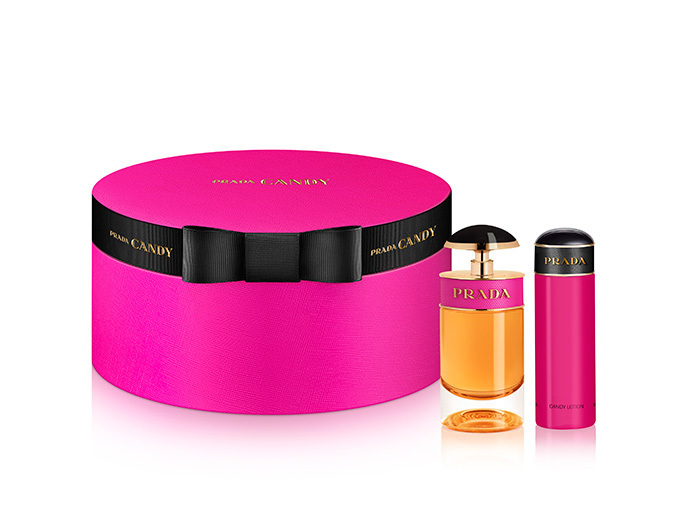 プラダが贈るホリデーコフレ - 新作香水「キャンディ フロラーレ」など